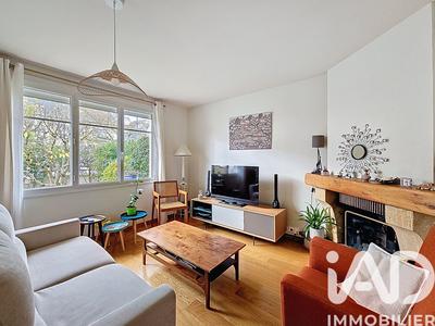 Maison - 139 m² - 7 pièces