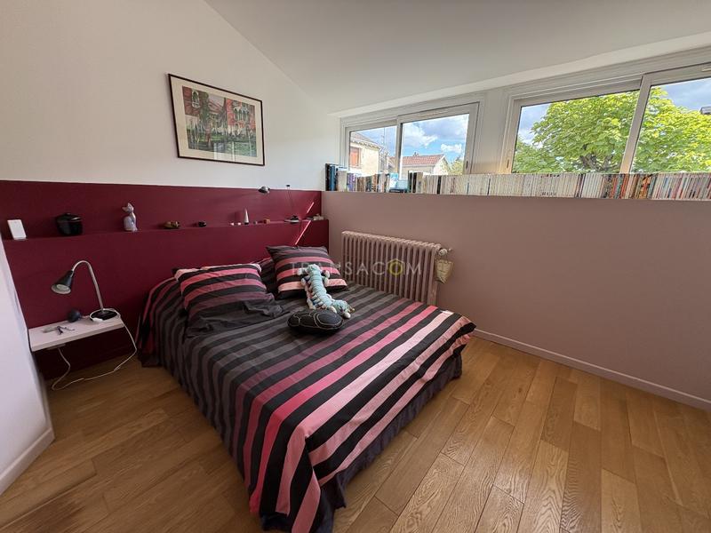 Atelier d'activités - 196 m² - 5 pièces