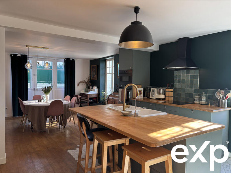 Maison ancienne - 136 m² - 6 pièces