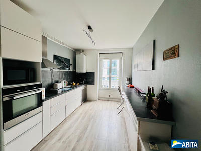 Appartement - 102 m² - 4 pièces