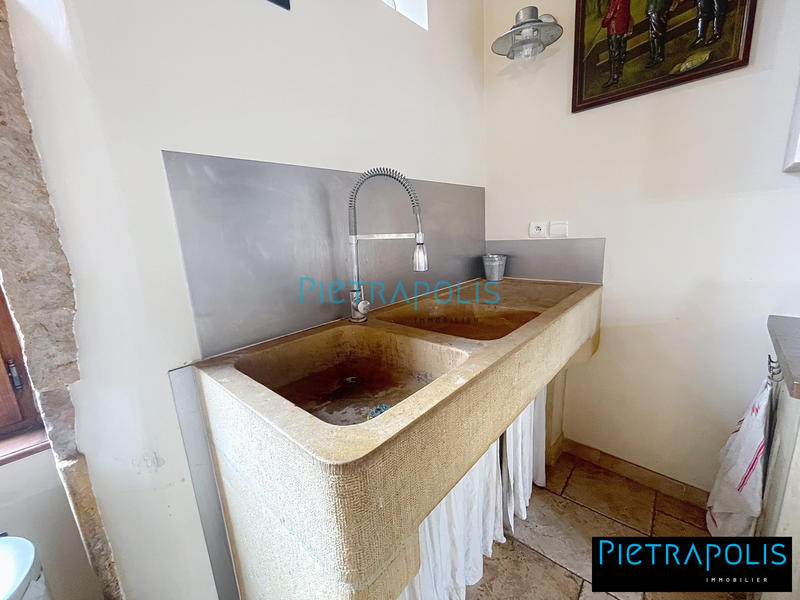 Maison ancienne - 162 m² - 7 pièces