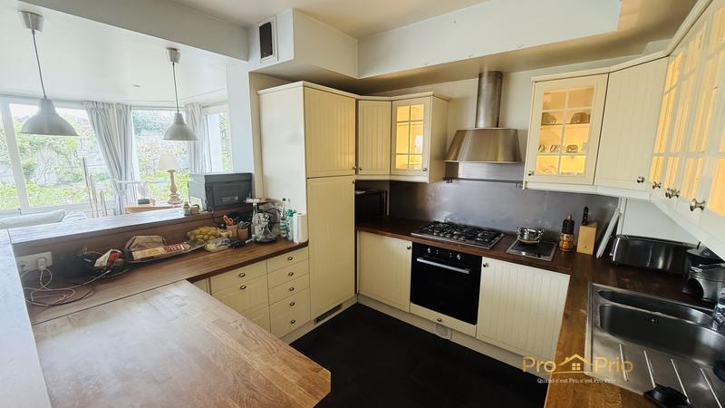 Maison - 127 m² - 5 pièces