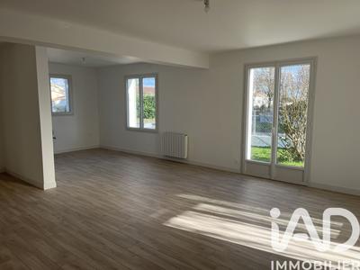 Maison - 76 m² - 4 pièces