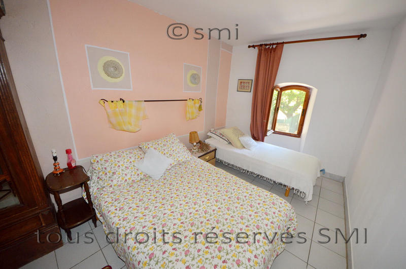 Maison - 180 m² - 8 pièces