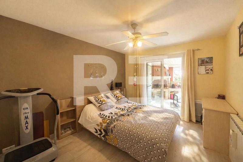 Villa - 169 m² - 7 pièces