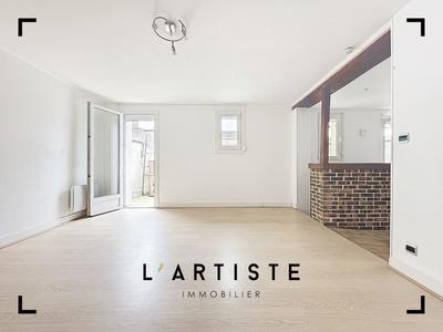 Maison - 87 m² - 5 pièces