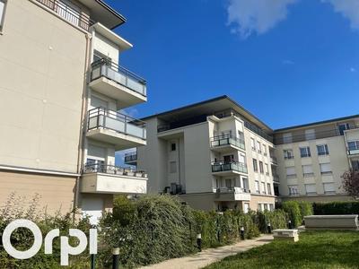 Appartement - 84 m² - 4 pièces