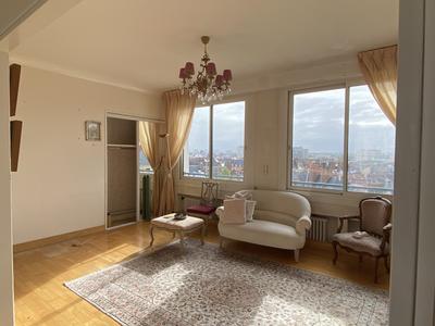 Appartement - 92 m² - 4 pièces