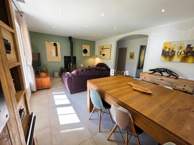 Villa - 188 m² - 6 pièces