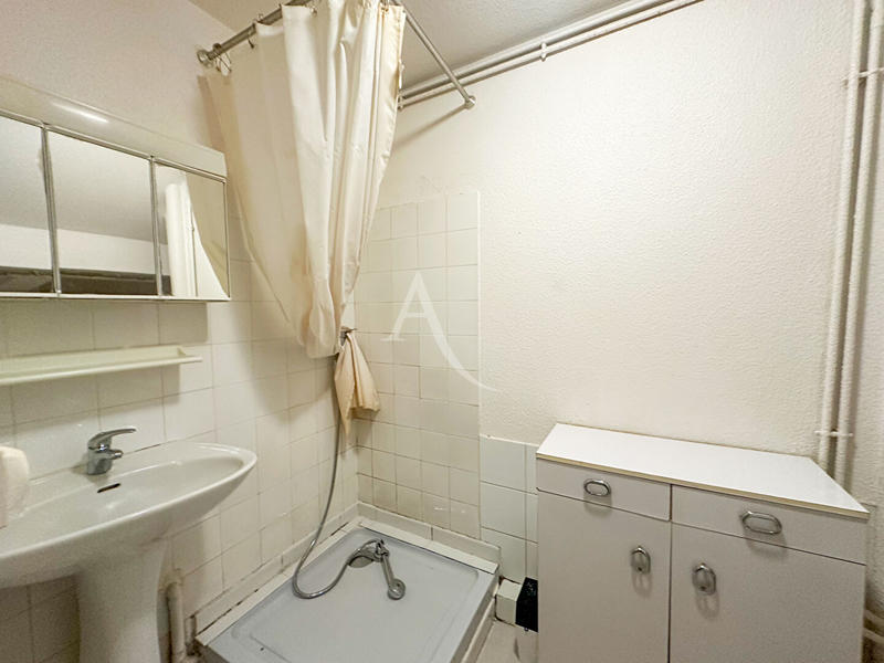 Immeuble - 11 pièces