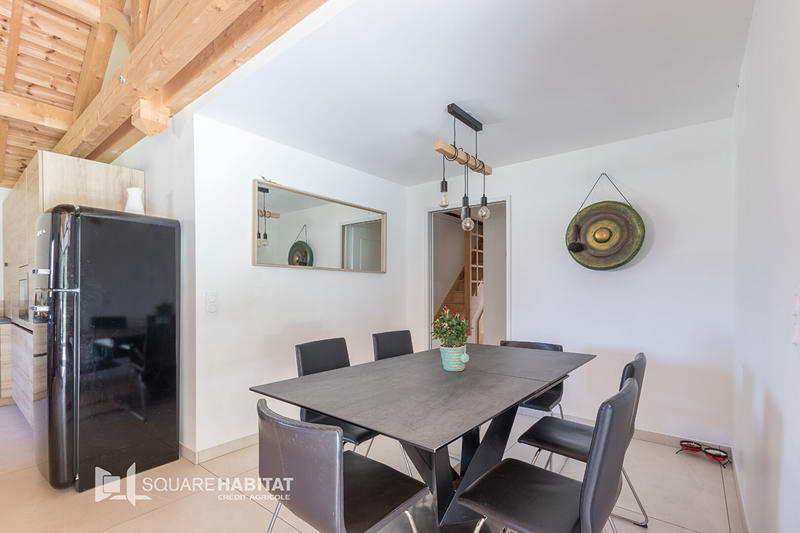 Maison - 170 m² - 7 pièces