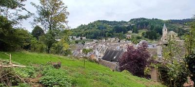 Maison - 250 m² - 5 pièces