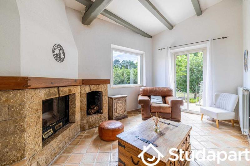 Appartement - 260 m² - 6 pièces