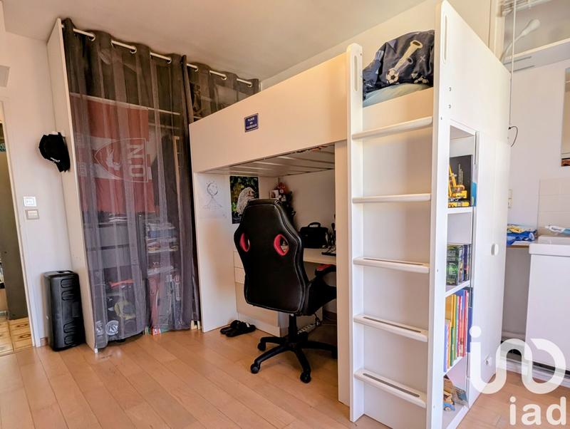 Appartement - 90 m² - 5 pièces