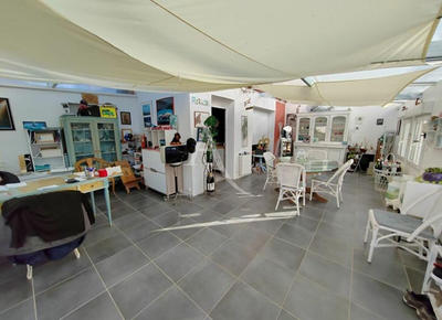 Immeuble - 2 800 m² - 7 pièces