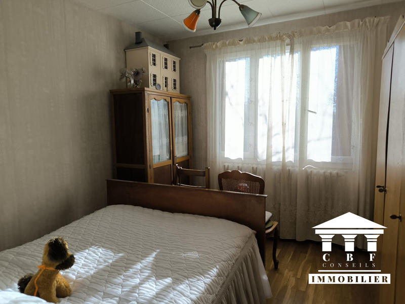 Maison - 95 m² - 5 pièces