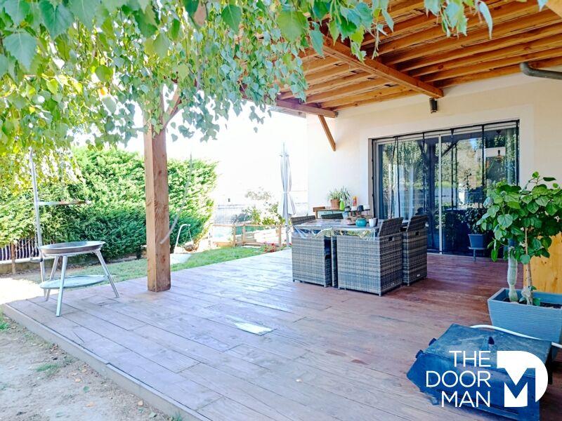 Maison - 170 m² - 5 pièces