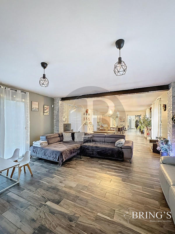 Maison ancienne - 274 m² - 10 pièces