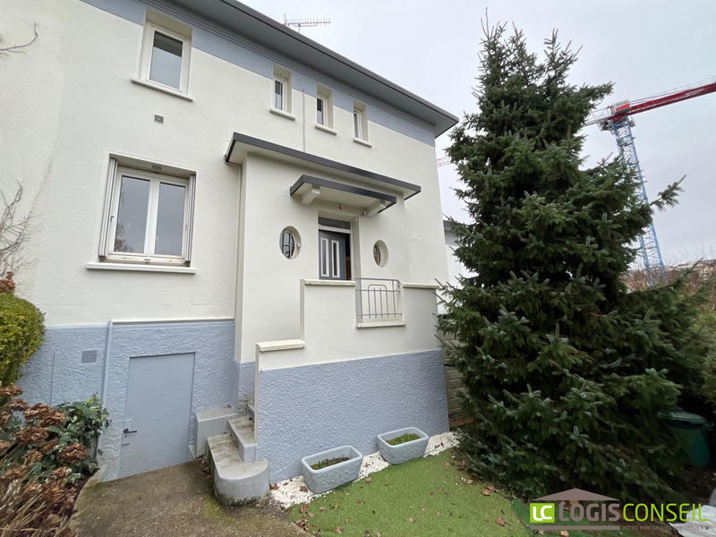 Maison - 73 m² - 4 pièces