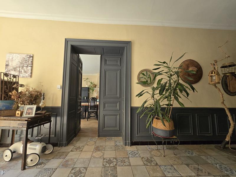 Villa - 330 m² - 8 pièces