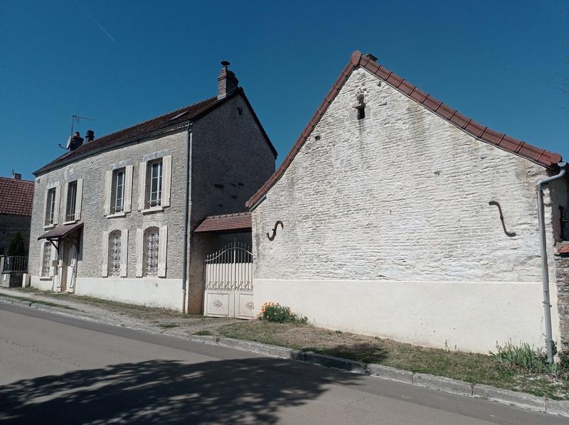 Maison ancienne - 95 m² - 4 pièces
