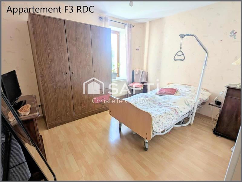 Maison - 180 m² - 9 pièces