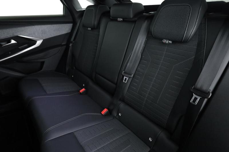 Peugeot 3008 1.2 Hybrid Gt e-Dcs6 136 ch