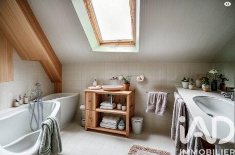 Appartement - 103 m² - 4 pièces