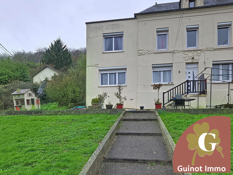 Maison - 104 m² - 4 pièces