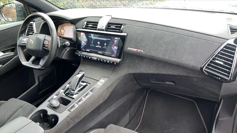Ds Ds 7 Crossback 1.2 PureTech 130 Eat8 Performance Line - Première main Entretien constructeur