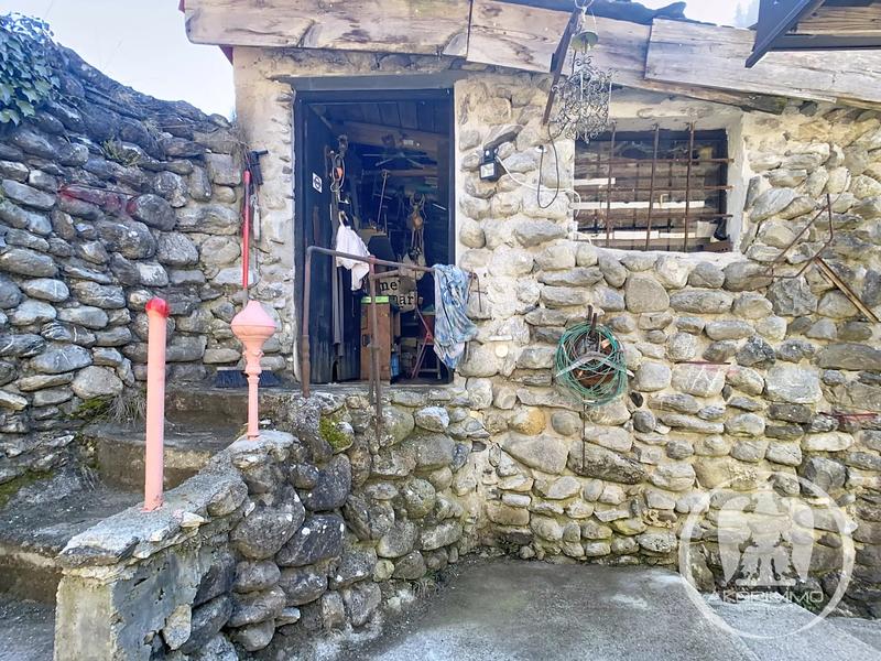 Moulin - 185 m² - 8 pièces