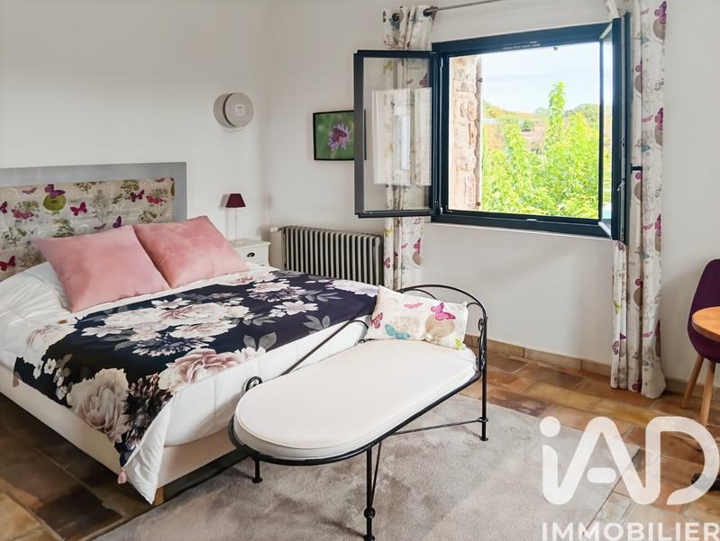 Maison - 490 m² - 14 pièces