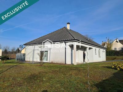 Maison - 95 m² - 5 pièces