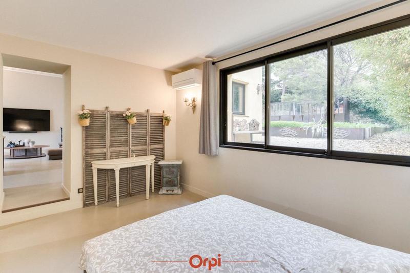 Maison - 199 m² - 5 pièces