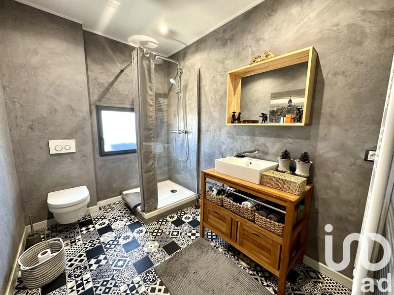 Maison - 283 m² - 8 pièces