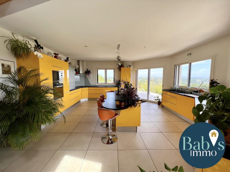 Maison contemporaine - 225 m² - 7 pièces