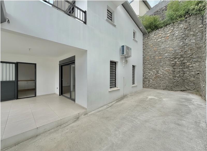 Maison - 101 m² - 4 pièces