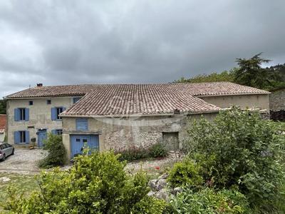 Ferme - 340 m² - 8 pièces