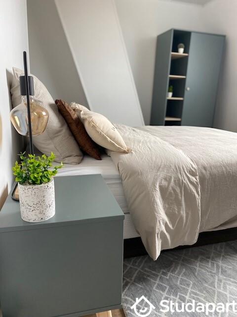 Chambre - 12 m² - 1 pièce