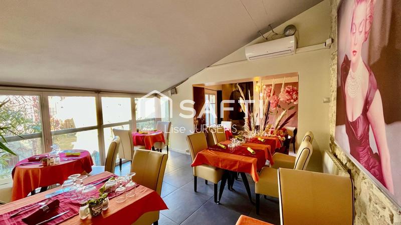 Maison - 180 m² - 5 pièces