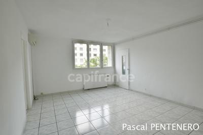 Appartement - 74 m² - 4 pièces