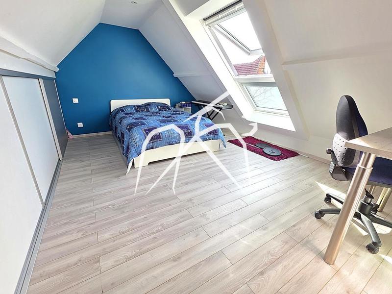 Maison ancienne - 215 m² - 7 pièces