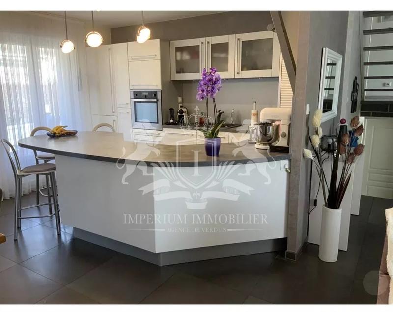 Maison - 140 m² - 4 pièces