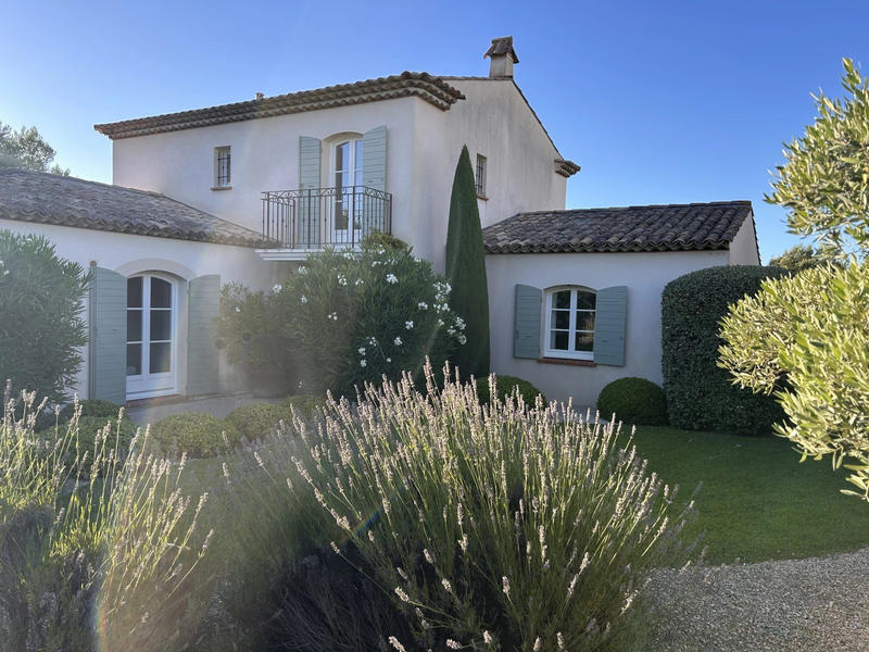 Maison - 174 m² - 5 pièces