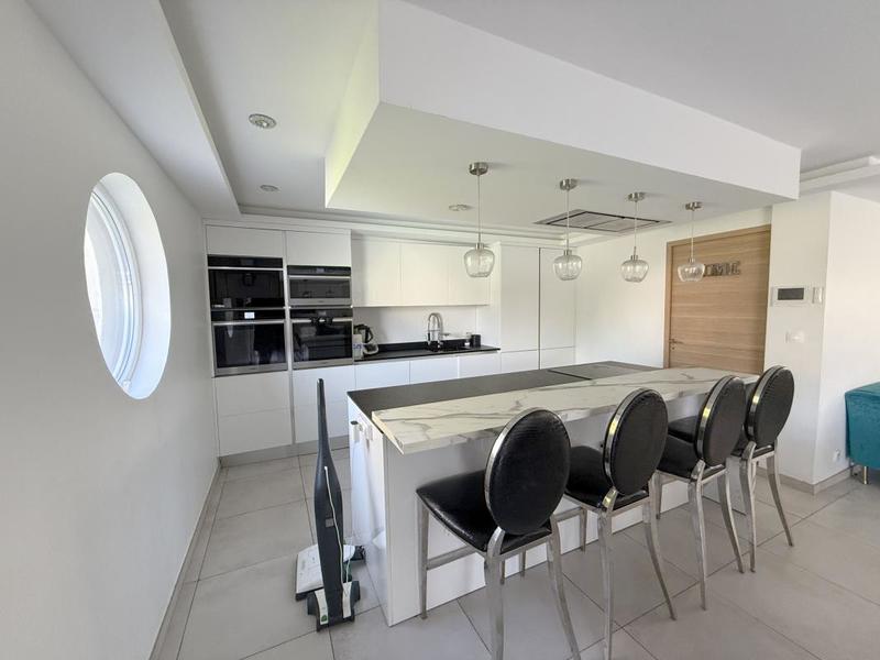 Maison - 114 m² - 4 pièces