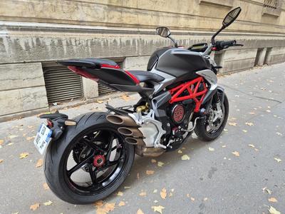 Mv Agusta Brutale 800