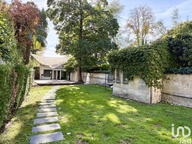 Appartement - 168 m² - 5 pièces