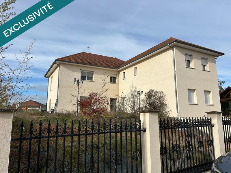 Maison - 322 m² - 14 pièces