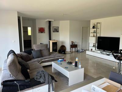 Pavillon - 99 m² - 4 pièces