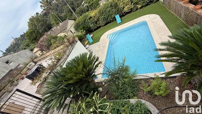 Maison - 187 m² - 7 pièces